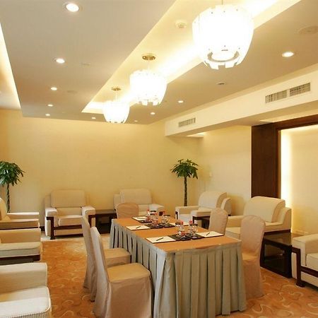 Crowne Plaza Hangzhou Xanadu Resort Fasilitas foto