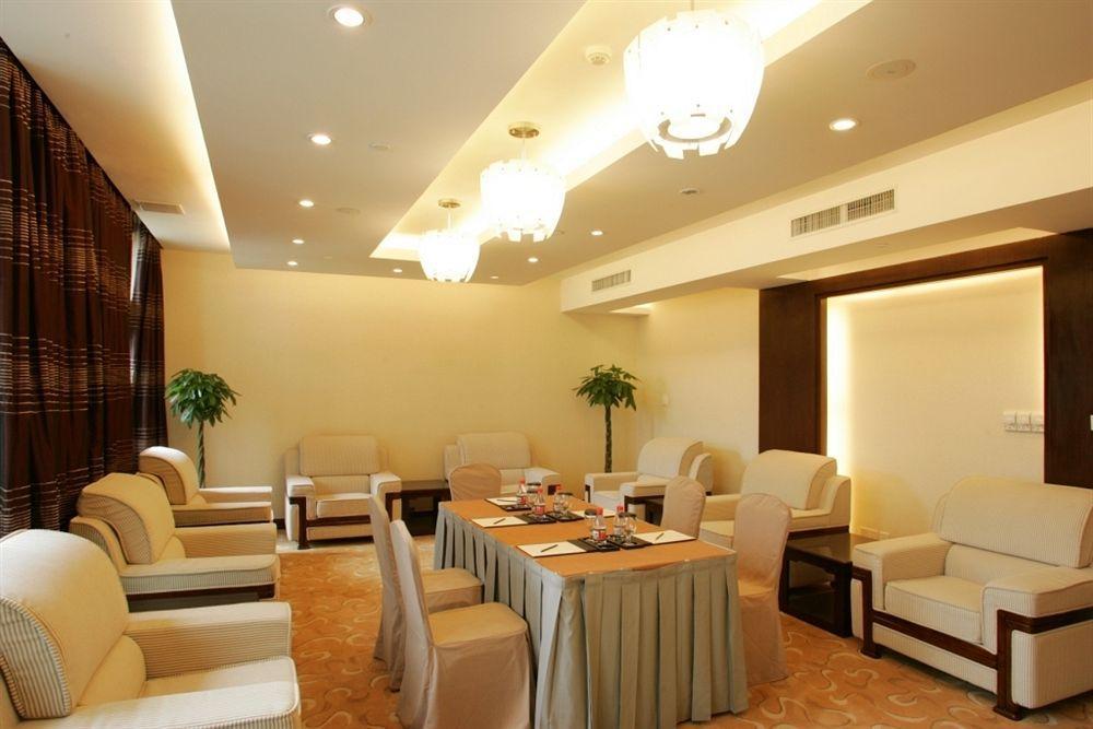 Crowne Plaza Hangzhou Xanadu Resort Fasilitas foto