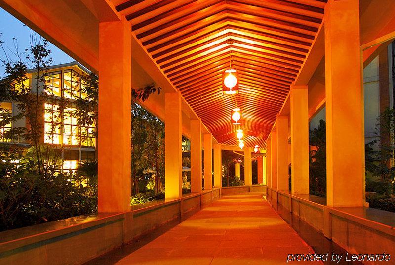 Crowne Plaza Hangzhou Xanadu Resort Bagian luar foto