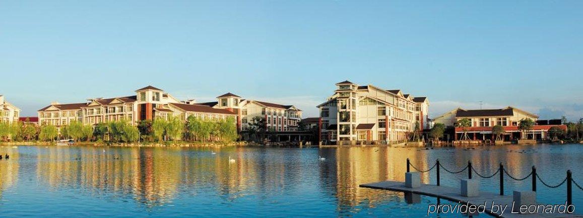 Crowne Plaza Hangzhou Xanadu Resort Bagian luar foto