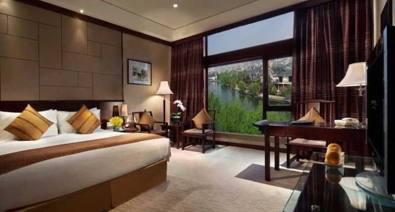 Crowne Plaza Hangzhou Xanadu Resort Bagian luar foto