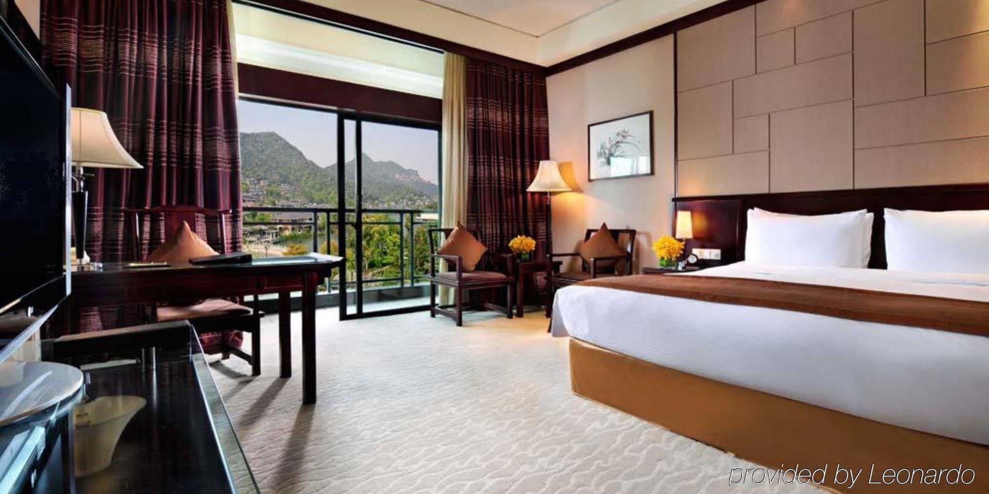 Crowne Plaza Hangzhou Xanadu Resort Bagian luar foto